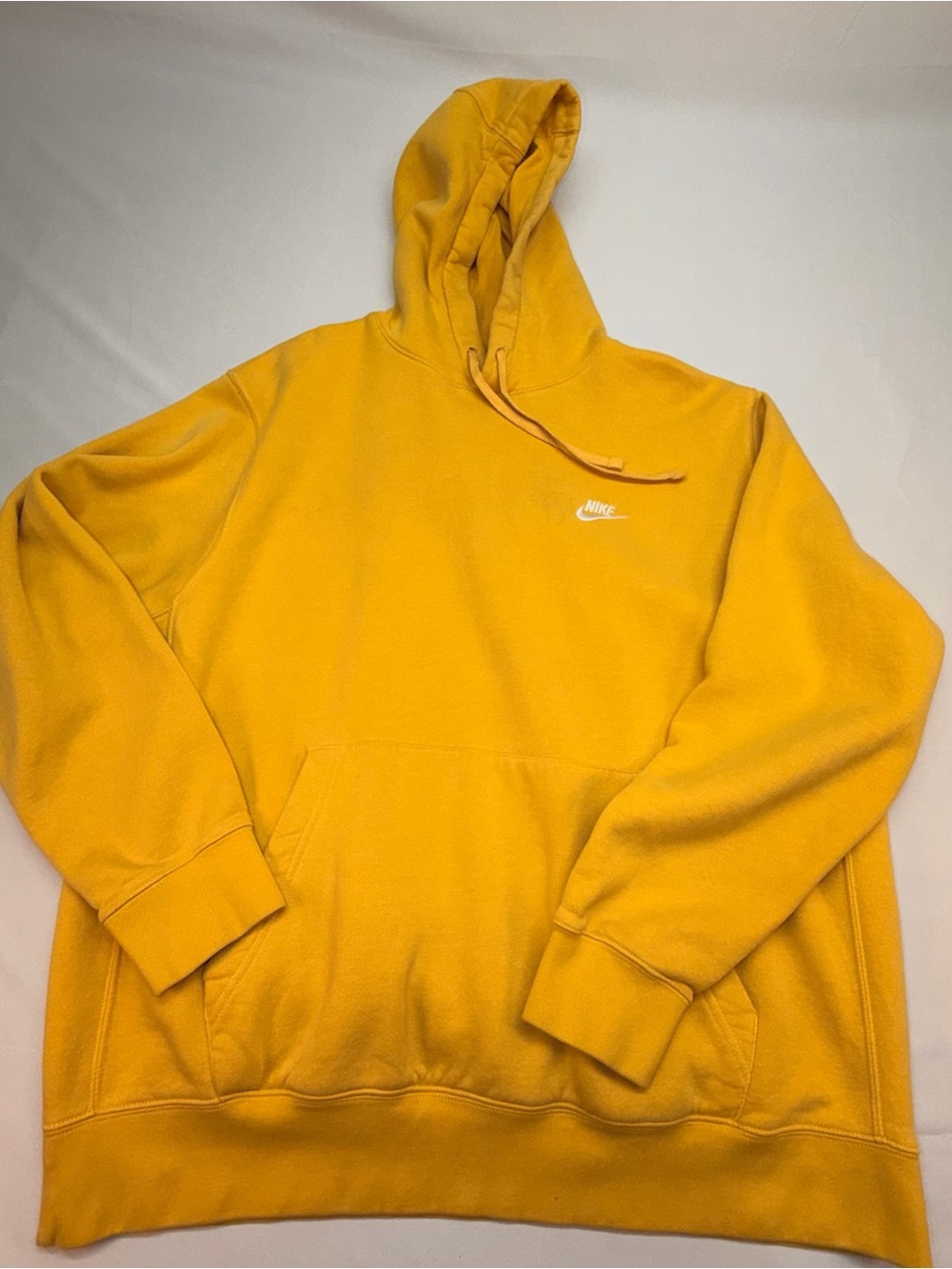 Nike Sportswear Club Fleece Hoodie Yellow Pullover Sweatshirt XL